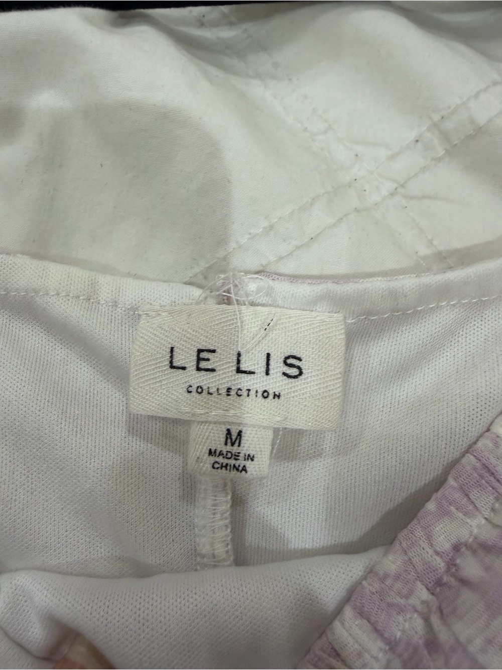 Le Lis Lilac Floral Puff-Sleeve Ruched Dress - Picture 2 of 3